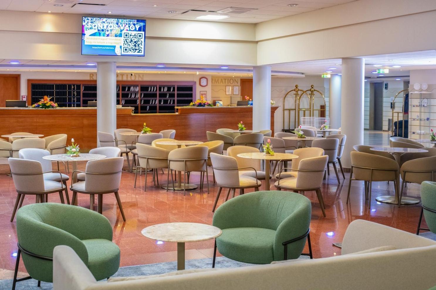 Hotel Club Tihany Bagian luar foto