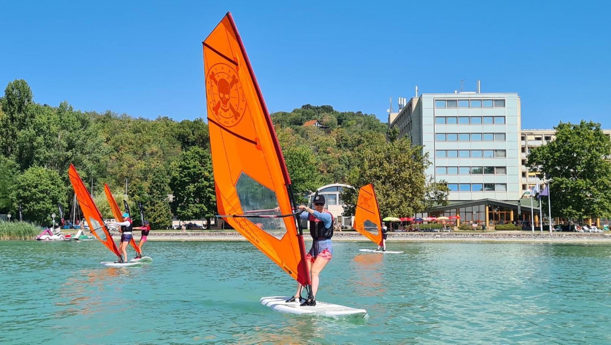 Hotel Club Tihany Bagian luar foto