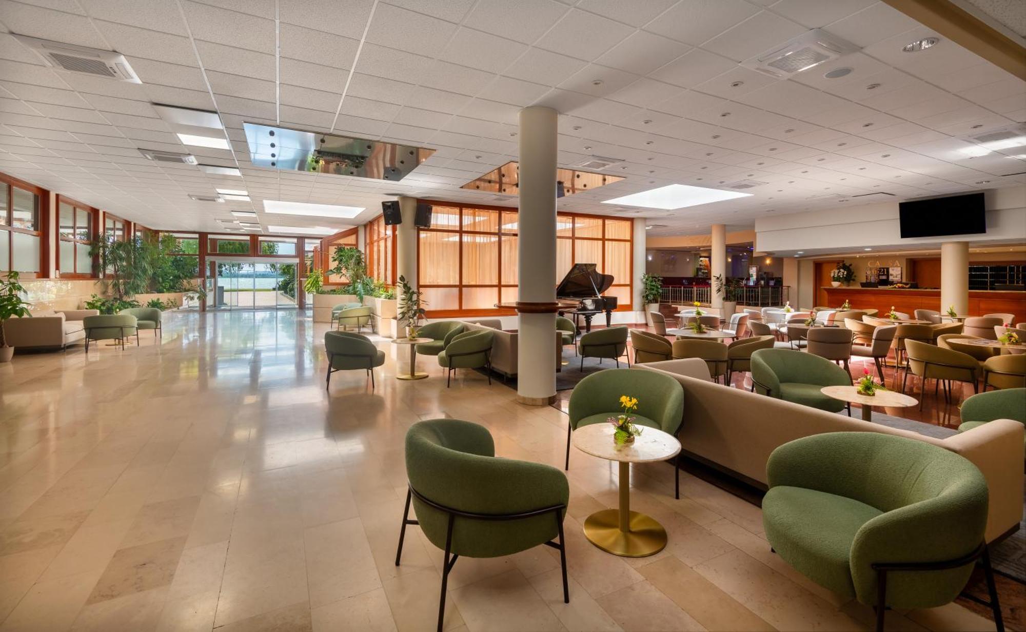 Hotel Club Tihany Bagian luar foto
