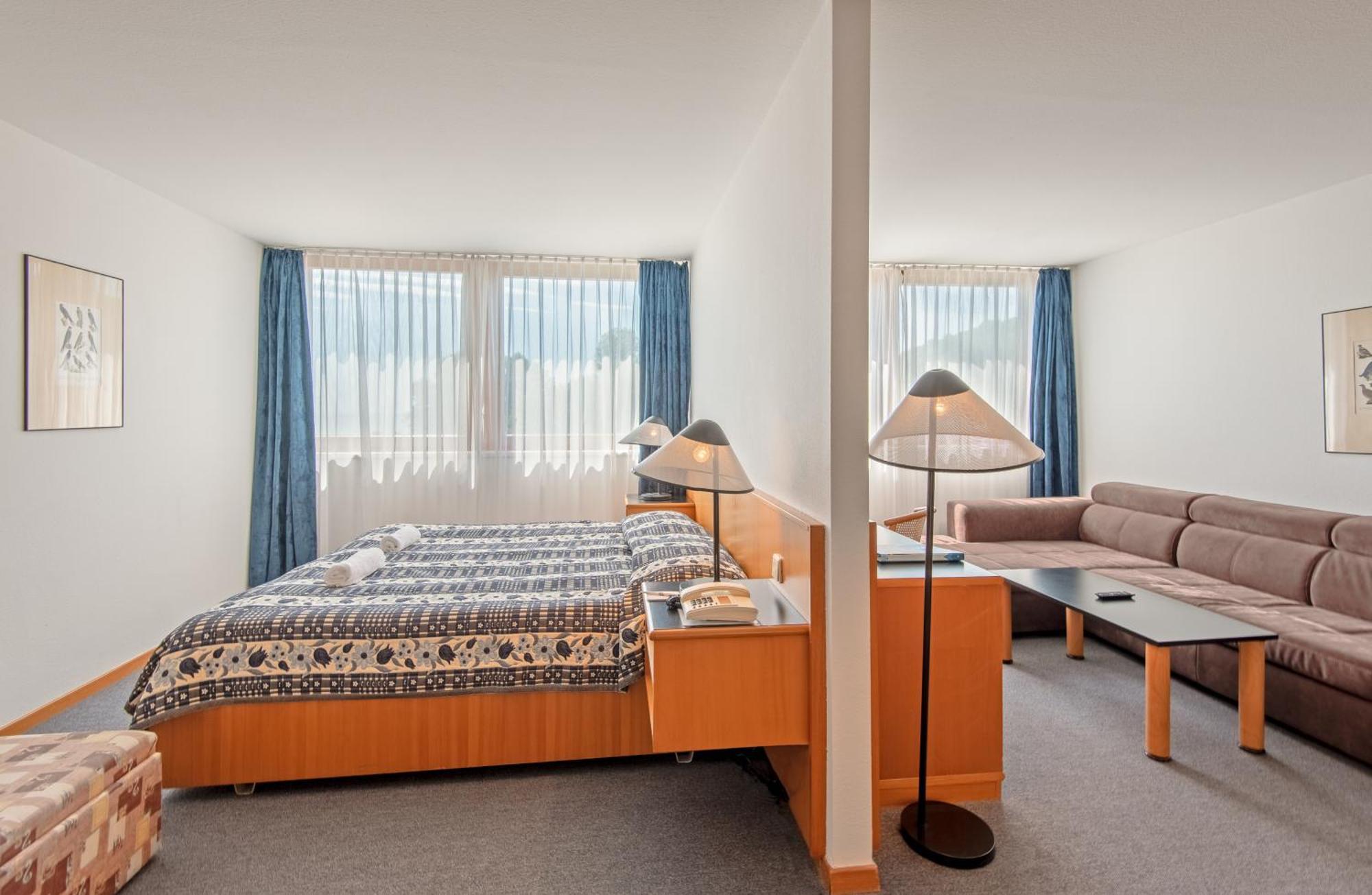 Hotel Club Tihany Bagian luar foto