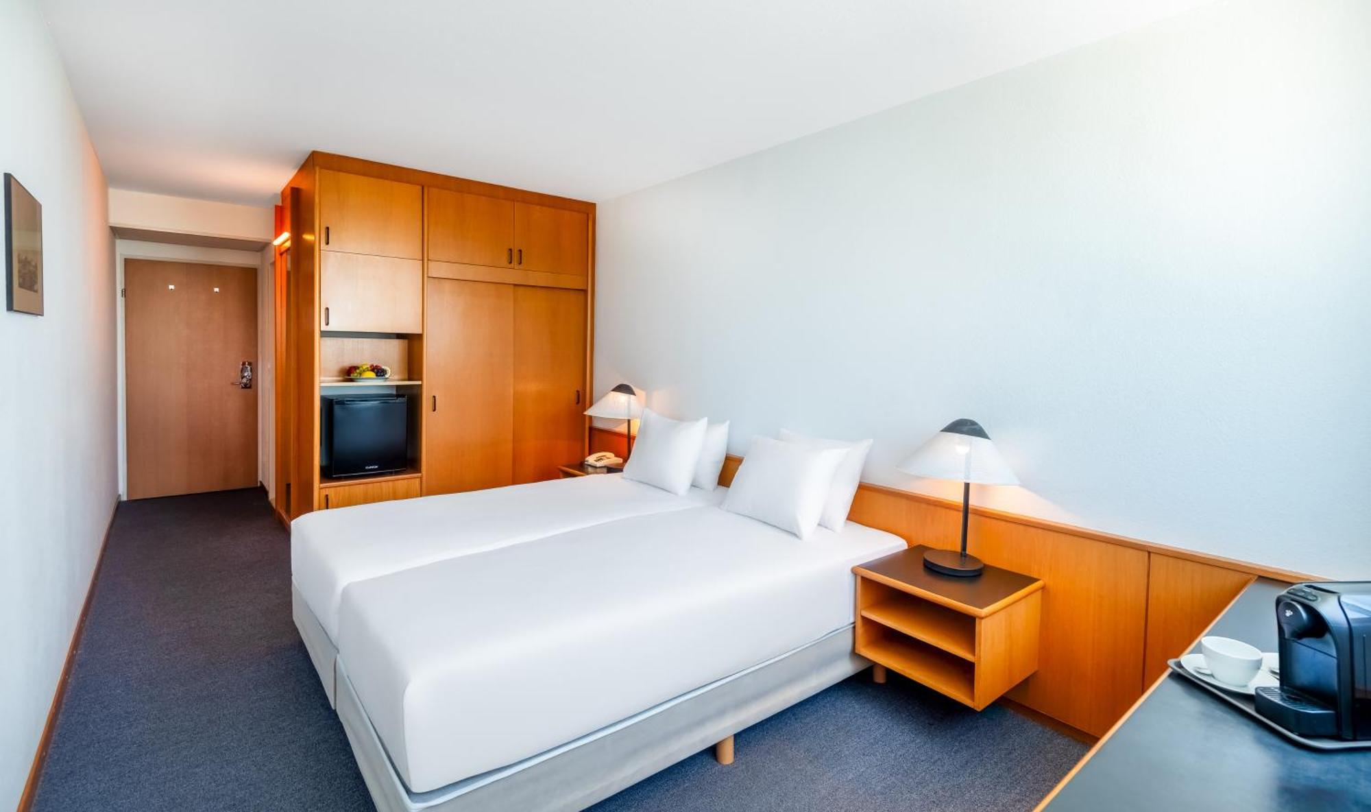 Hotel Club Tihany Bagian luar foto