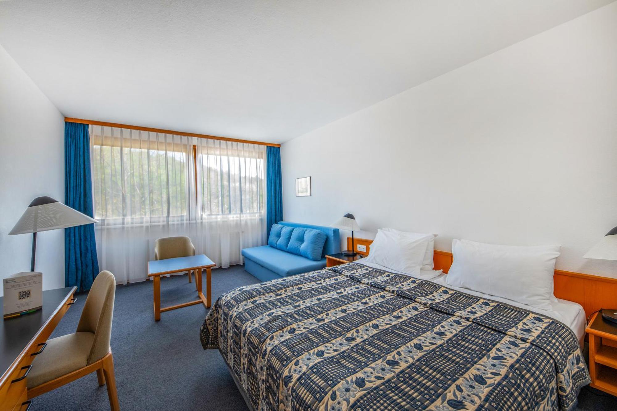 Hotel Club Tihany Bagian luar foto